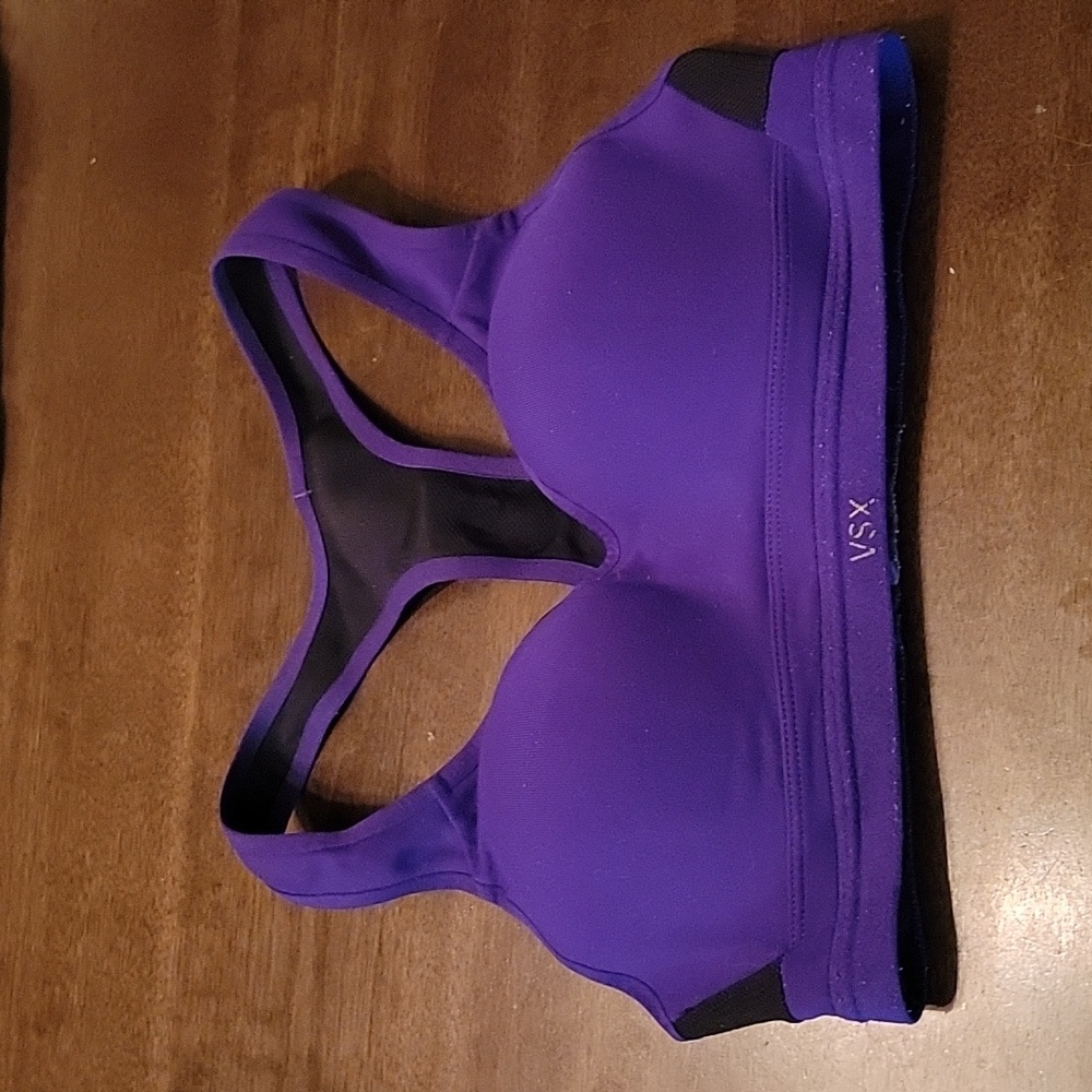 Victoria's Secret VSX Sexy Sport Bra 32B Lightly Padded with Underwire